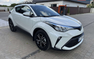 Toyota C-HR, 2021