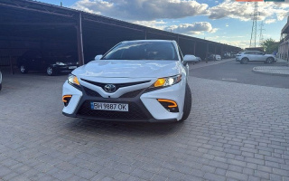 Toyota Camry, 2019