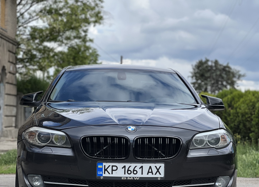 BMW 5 Series, 2011