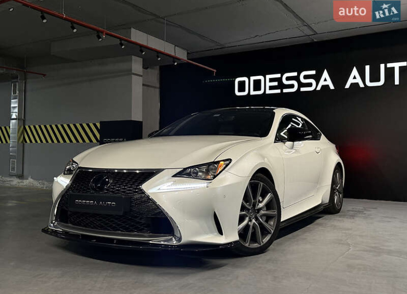 Lexus RC, 2015
