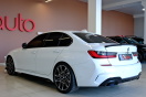 BMW 330i