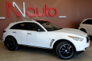 Infiniti QX70