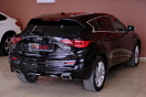 Infiniti QX30