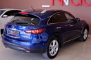 Infiniti QX70