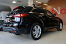 Infiniti QX70