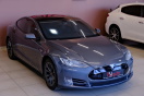 Tesla Model S P85
