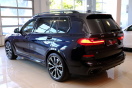 BMW X7 m50i