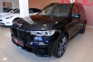 BMW X7 m50i