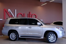 Lexus LX570
