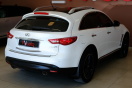Infiniti QX70