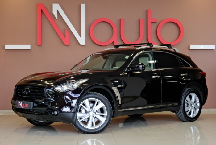 Infiniti QX70