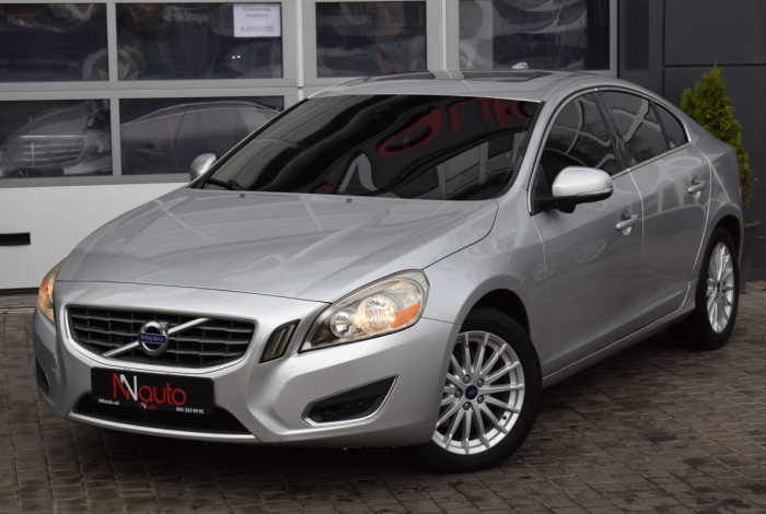 Volvo S60