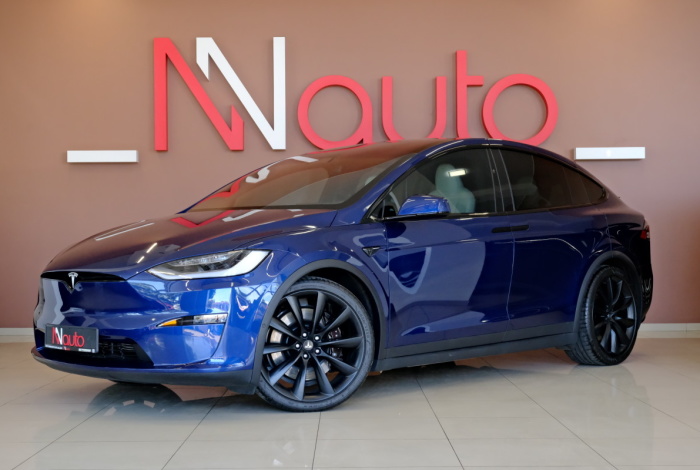 Tesla Model X Plaid P100D