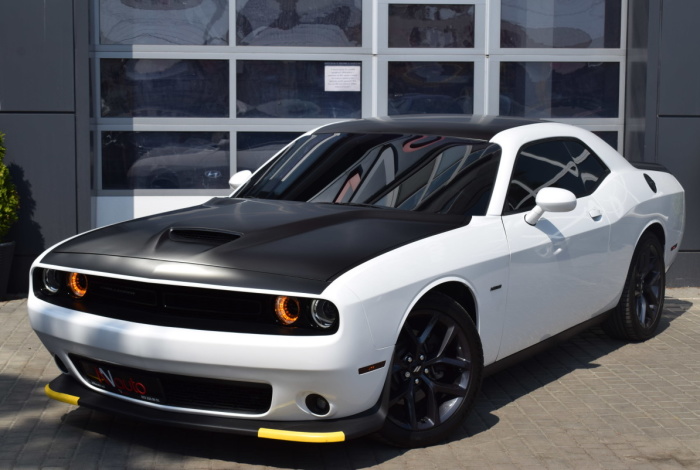 Dodge Challenger Hemi