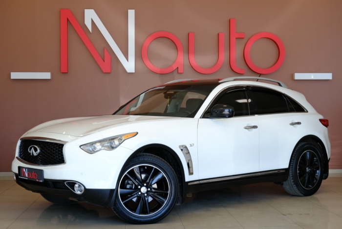 Infiniti QX70
