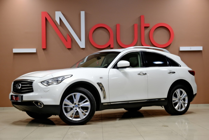 Infiniti FX37
